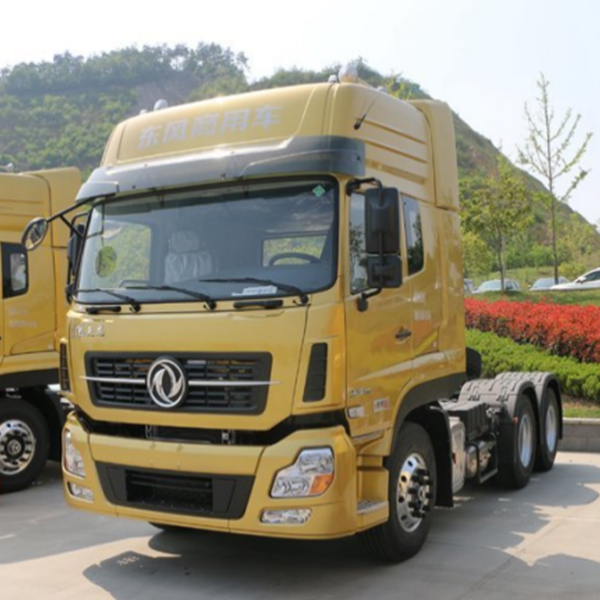 العلامة التجارية New10 Wheelers 6*4 Dongfeng Tractor Truck