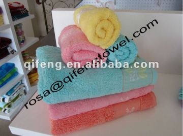 Plush Non-twist Bath Towel