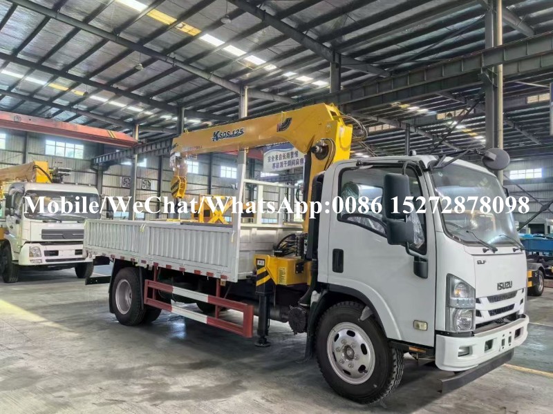 Truck Mounted Crane (4)