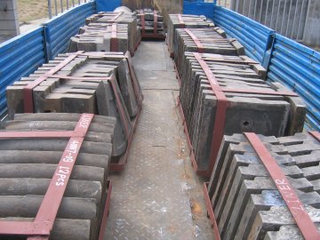 High Manganese Steel Casting Ball Mill Liners Less Than Hb300 For Cement Mill