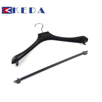 High-Quality Plastic Suit Hangers for Men's Clothing: Keeping Your Wardrobe Neat and Organized