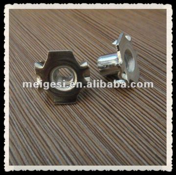 DIN1624 tee nut with 4 prongs Zinc plated carbon steel Made in China/ high quality Good price/Made in China/ hot-selling product
