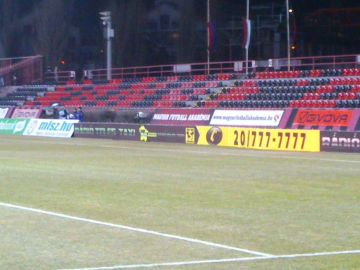 Hd Digital Rgb Perimeter Led Display Board 5000 Mcd Brightness 3072 Pixels For Soccer Field