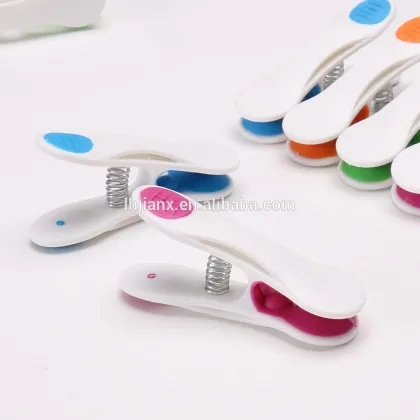plastic clothes pegs wholesale