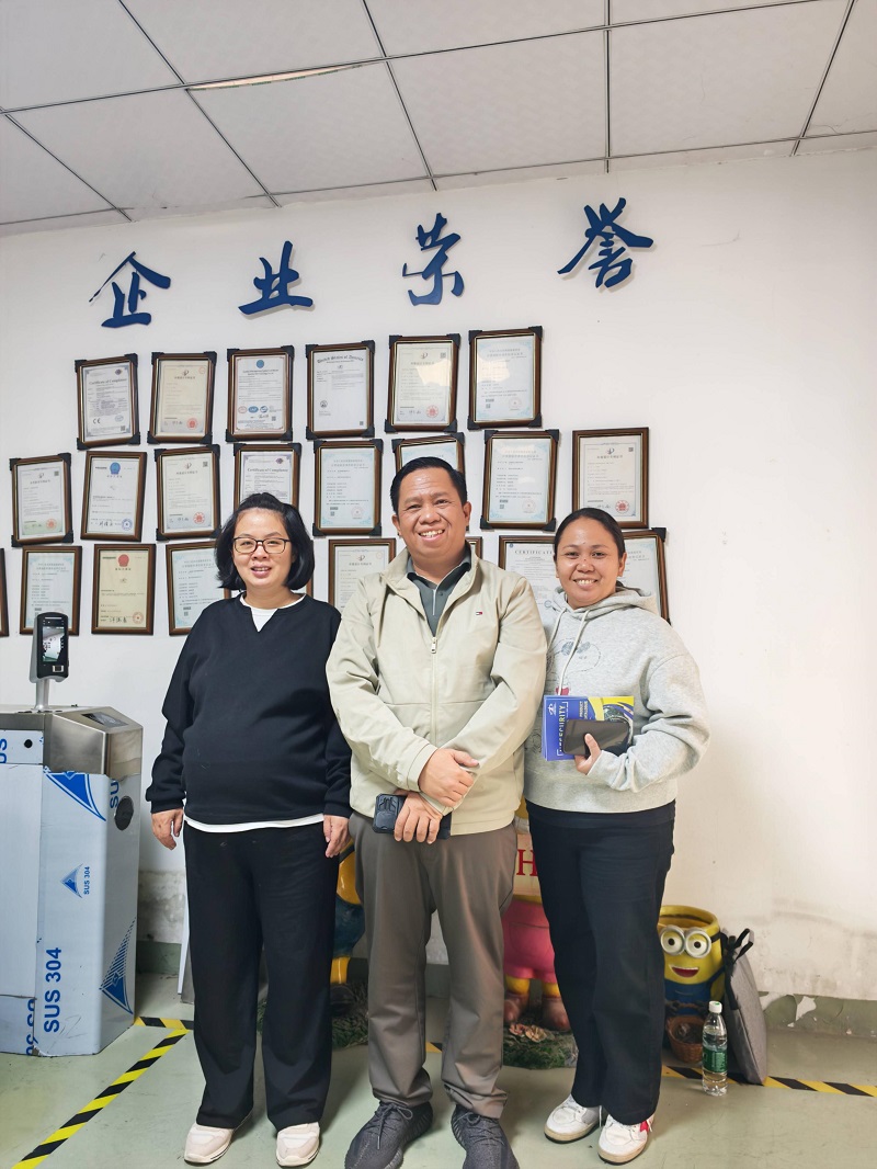 Philippine Clients Visit HFSecurity Factory for Inspection and Exchange, Exploring New Chapters in Biometric Cooperation!
