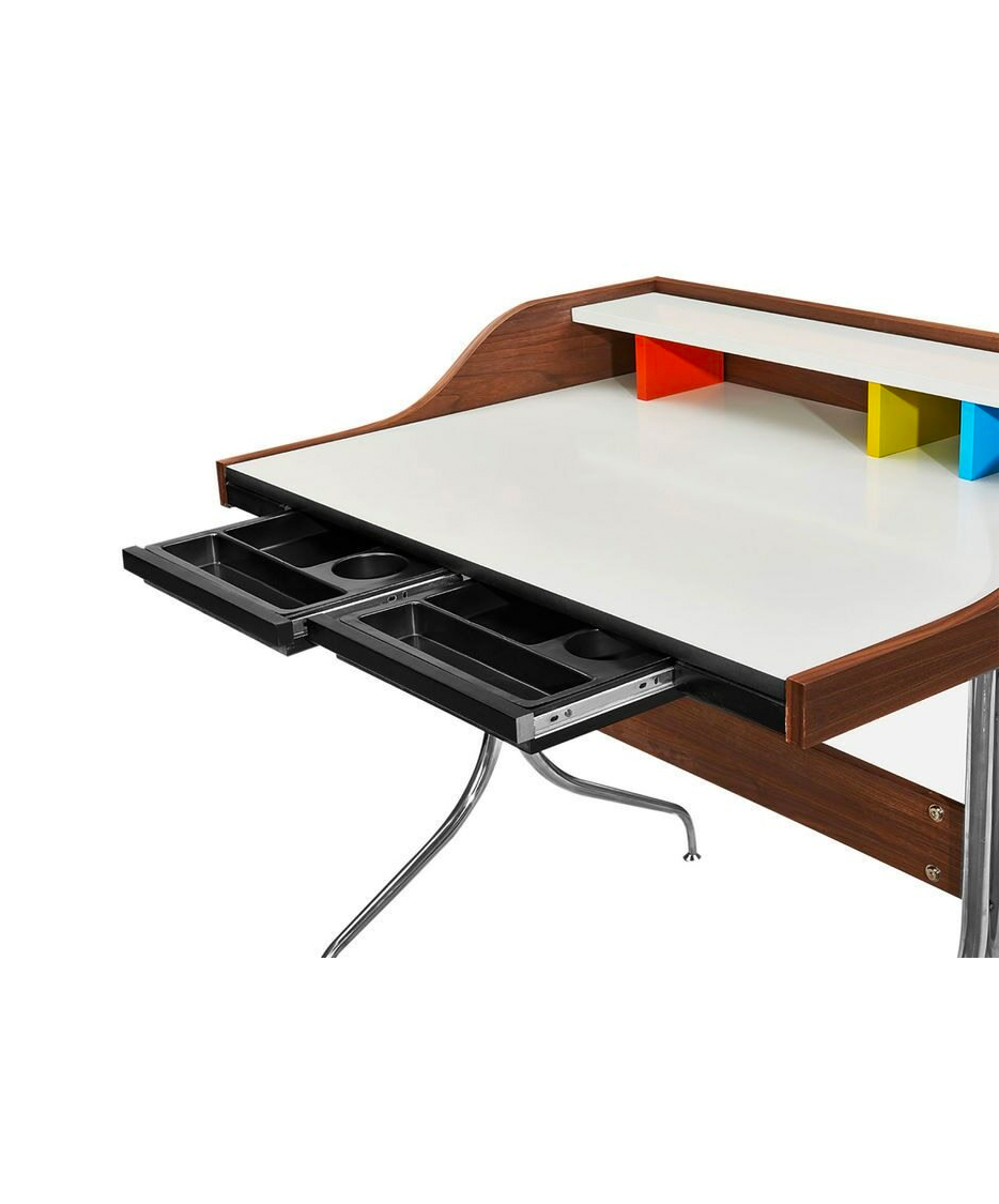desk (2) desk (2)