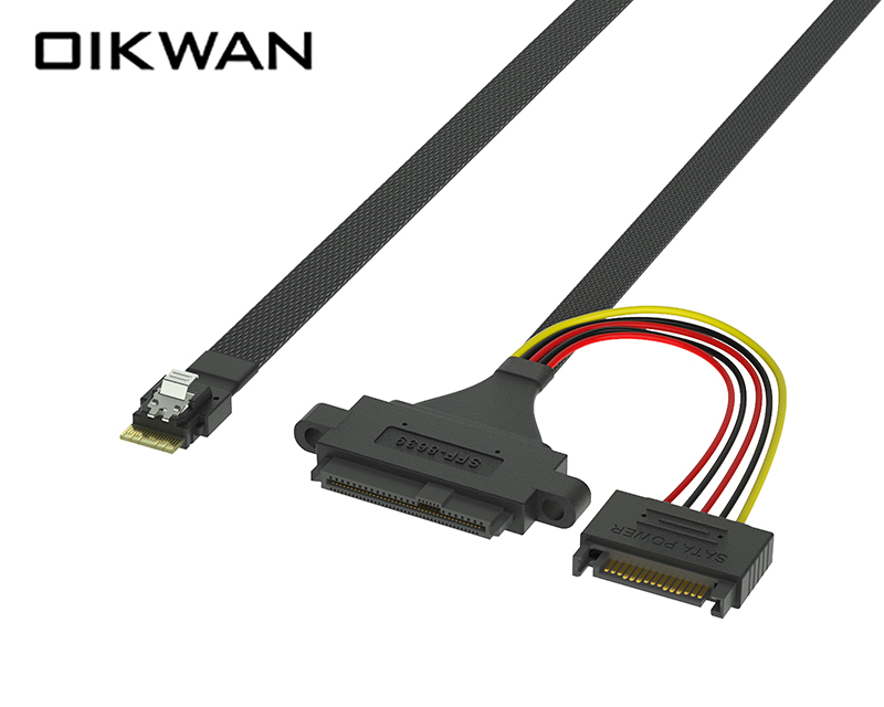 Slimsas SFF-8654 4i zu SFF-8639+15Pin Kabel mit Ohr