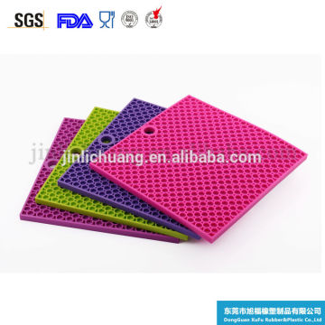 durable and waterproof silicone macaron mat