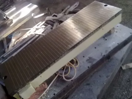 special electro-magnetic chuck for knife-machine