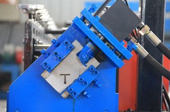 tee grid forming machine