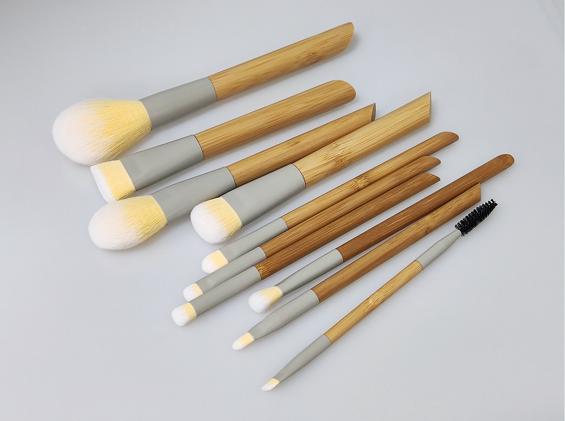 COSMETIC BRUSHES0011