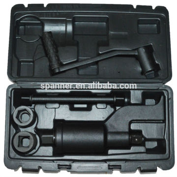 China Torque Multiplier Wheel Nut Wrench (LW020) supplier