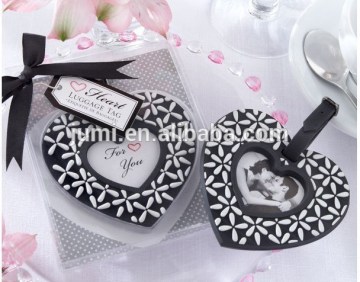 "Follow your Heart" Luggage Tag wedding giveaways