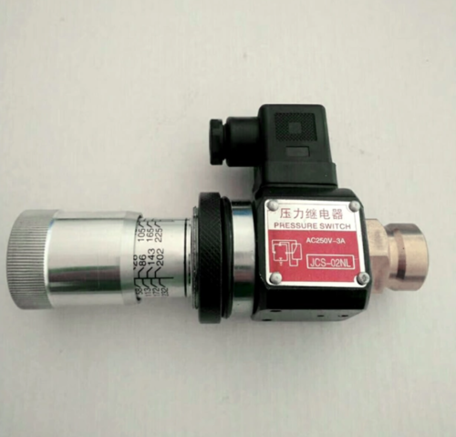 Pressure relay for hydraulic pump