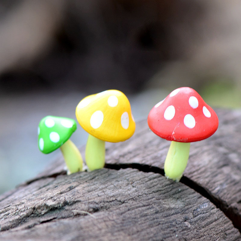 3 pcs Artificial Mushroom Miniature Fairy Garden Home Houses Decoration Mini Craft Micro Landscaping Decor DIY Accessories