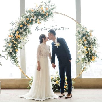 Modern Gold Metal Backdrop for Weddings and Parties