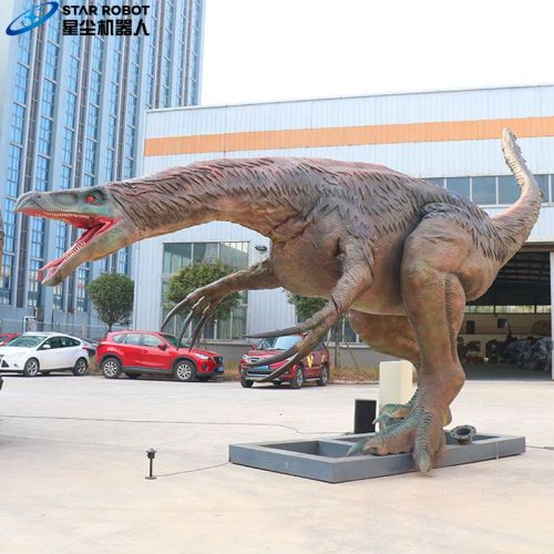 Animatronic Therizinosaurus untuk pameran luar ruangan