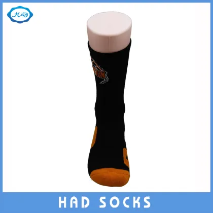 Men Cotton Crew Sport Custom Socks