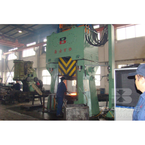 Martelo de forjamento totalmente hidráulico CNC com estrutura em forma de U CHK16