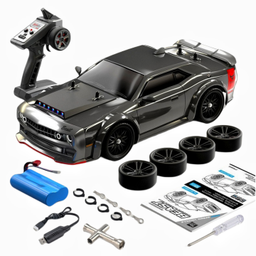2024 RC 1:16 Dodge Challenger Remote Control Control Car: Un jouet de course à la dérive à grande vitesse pour les garçons