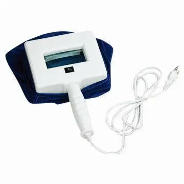 Portable Facial Wood Lamp Skin Analyzer, Used by Esthetician to Help Analyzer Skin Conditions