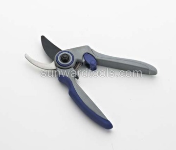 7-1/8" Bypass pruner