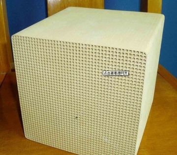 Ceramic Catalytic Converter Substrate Voc For Auto / Car