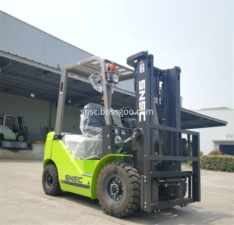 2 ton forklift (6)
