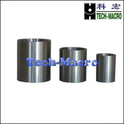 Shaft sleeve for slurry pumps