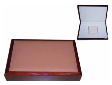 wooden jewelry box