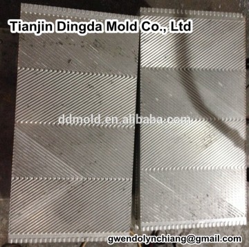 Pate mold, plate mould