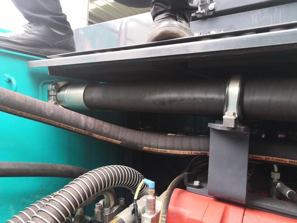 Ligne de commande hydraulique flexible pour BOP à haute pression
