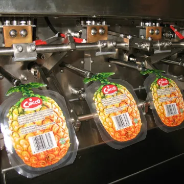 2023 Hot Sale: African Automatic Plastic Bag Water Filling and Packing Machine