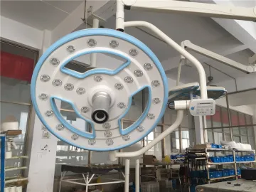 hollow surgical operation lamp with camera system