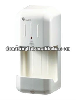 Automatic speedy hand dryer