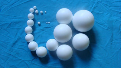 100% Ptfe Teflon Balls Aging Resistance , Low Permeability