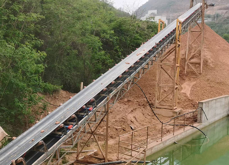 Electronic belt scale 1-meter 200t/h capacity2