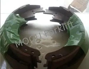Komatsu Brake Shoe komatsu forklift spare parts brake pad /