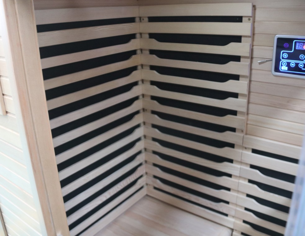 Canadian cedar Infrared sauna