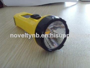 Enviromental Rechargeable Led Flashlight 