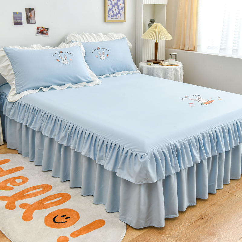 Bedskirts đặt lớp trải giường in trải giường