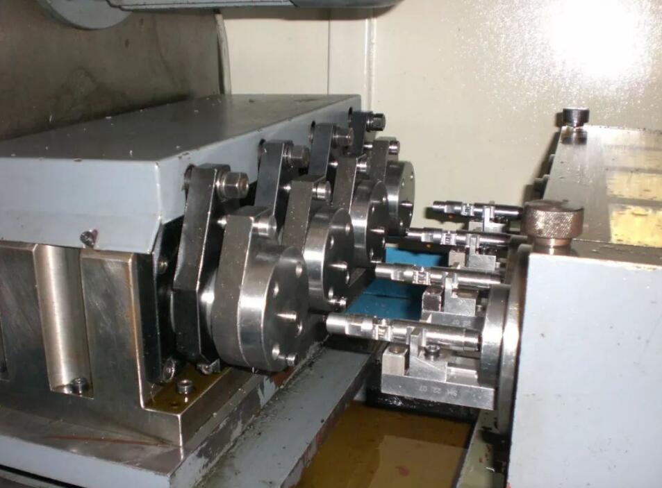 Common problems and solutions of cutting oil for deep hole drilling