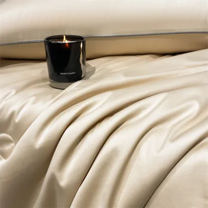 Silky Cheap Embroidery Bedspread and Bedsheet Set with Air Conditioning Quilt