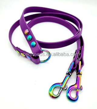 Leather Look Embossed PVC Coupler for Walking Two Dogs