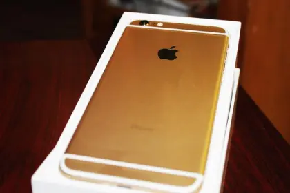Brand New Apple iPhone 6 plus Gold 128GB Buy 2 Get 1 Free / Buy 10 Get 30% Discount Off On-going Easter Sales promo