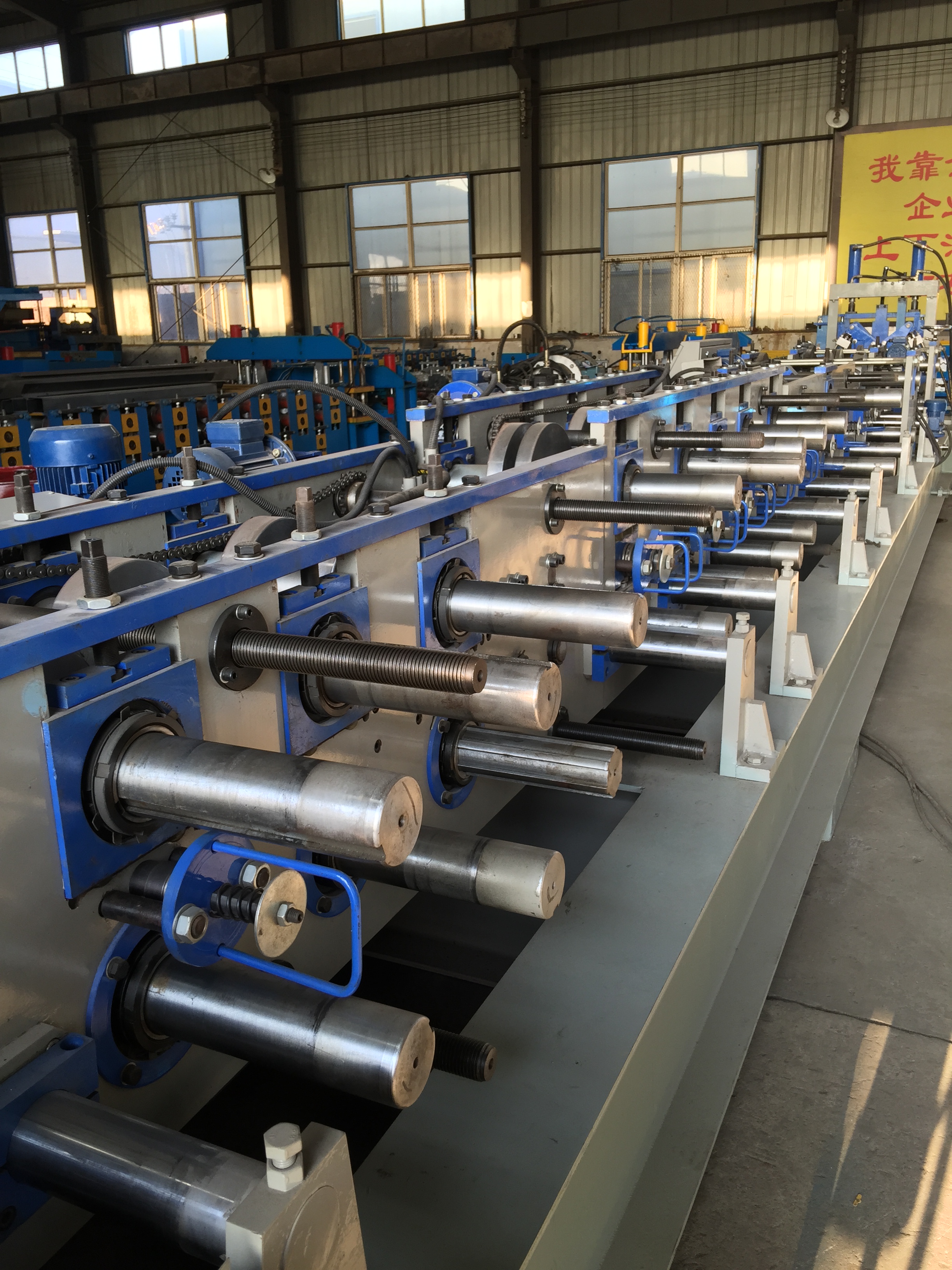 C purline roll forming machine