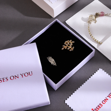 A1 Wholesale Luxury Earrings Necklace Jewelry Box with Velvet Bag