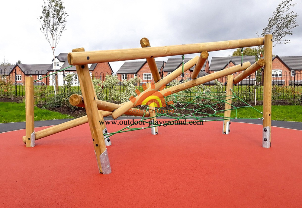 outdoor wooden climbing net playground for sale