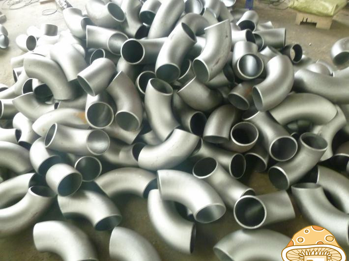 alloy steel equal pipe LR elbows