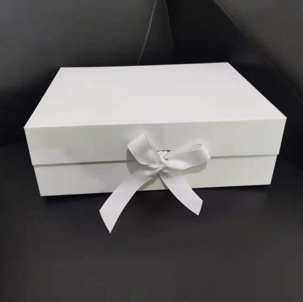Luxury Eco-Friendly Magnetic Custom Logo Cosmetic Gift Box